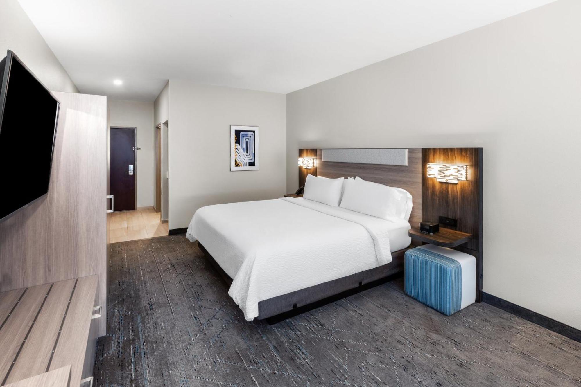 Holiday Inn Express Hotel & Suites Henderson - Traffic Star By Ihg Exterior photo
