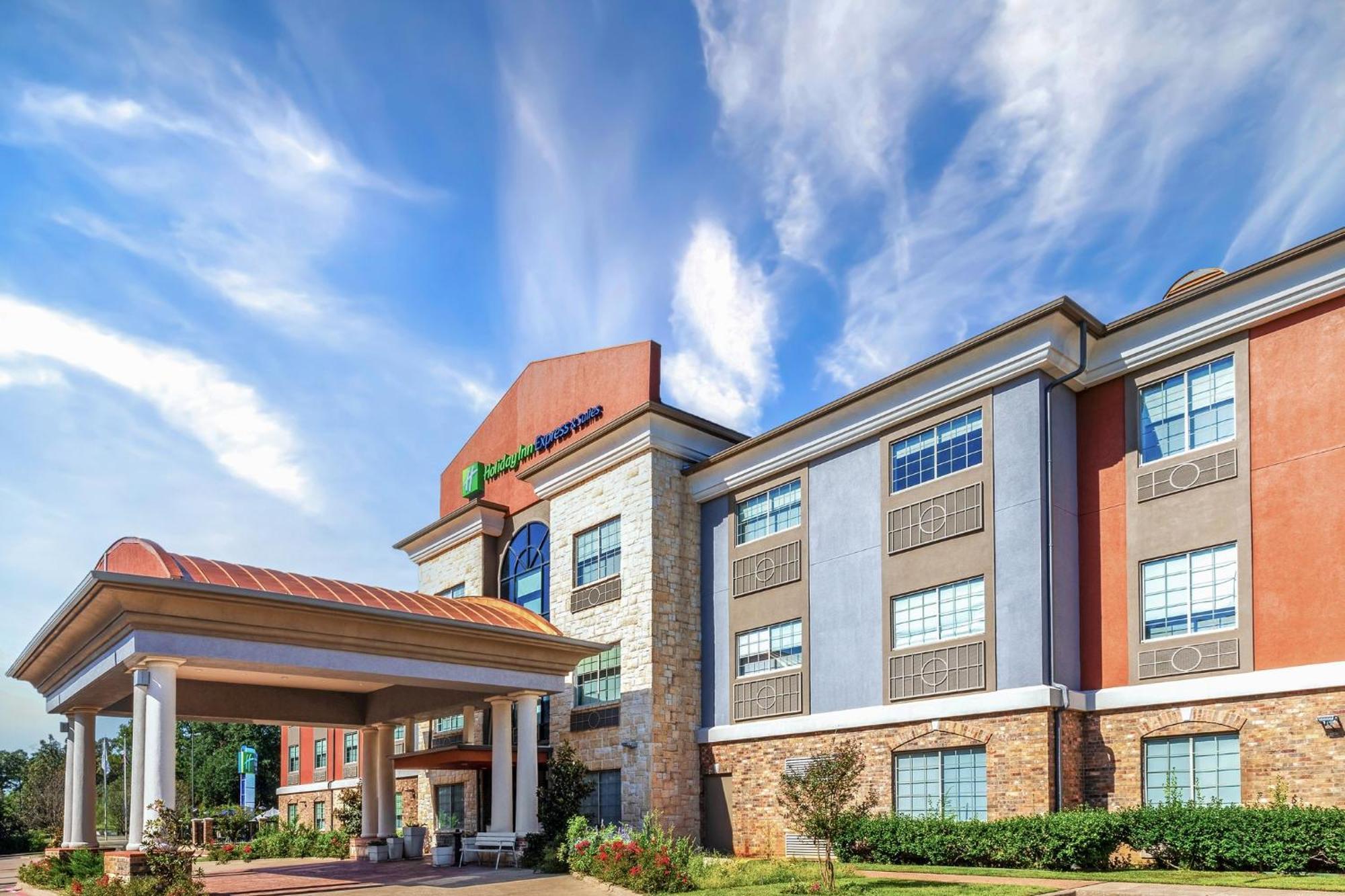 Holiday Inn Express Hotel & Suites Henderson - Traffic Star By Ihg Exterior photo
