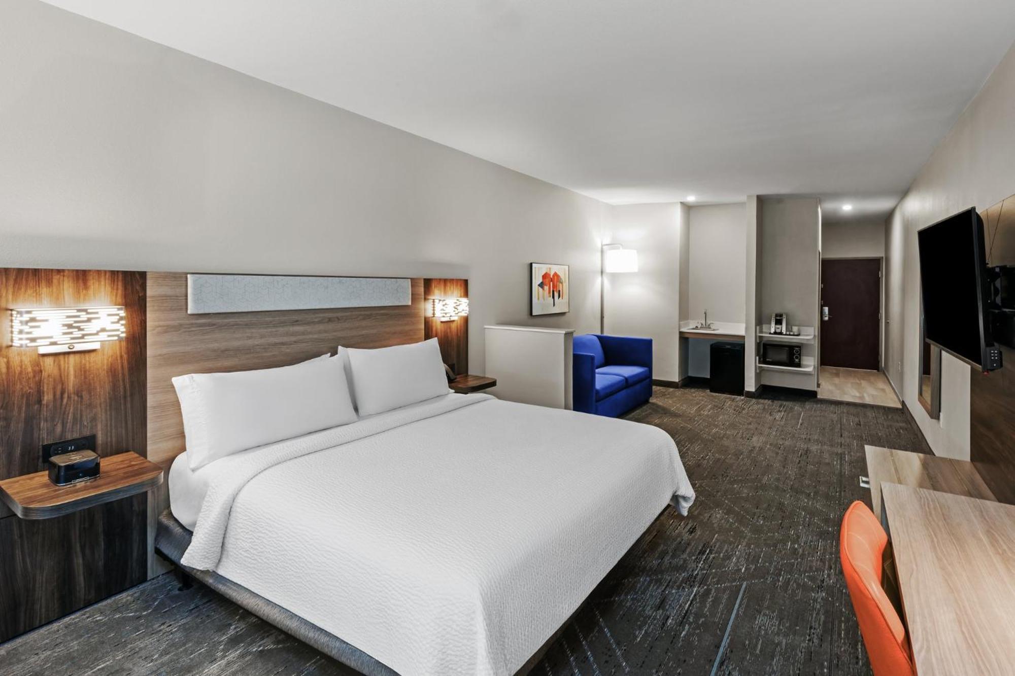 Holiday Inn Express Hotel & Suites Henderson - Traffic Star By Ihg Exterior photo