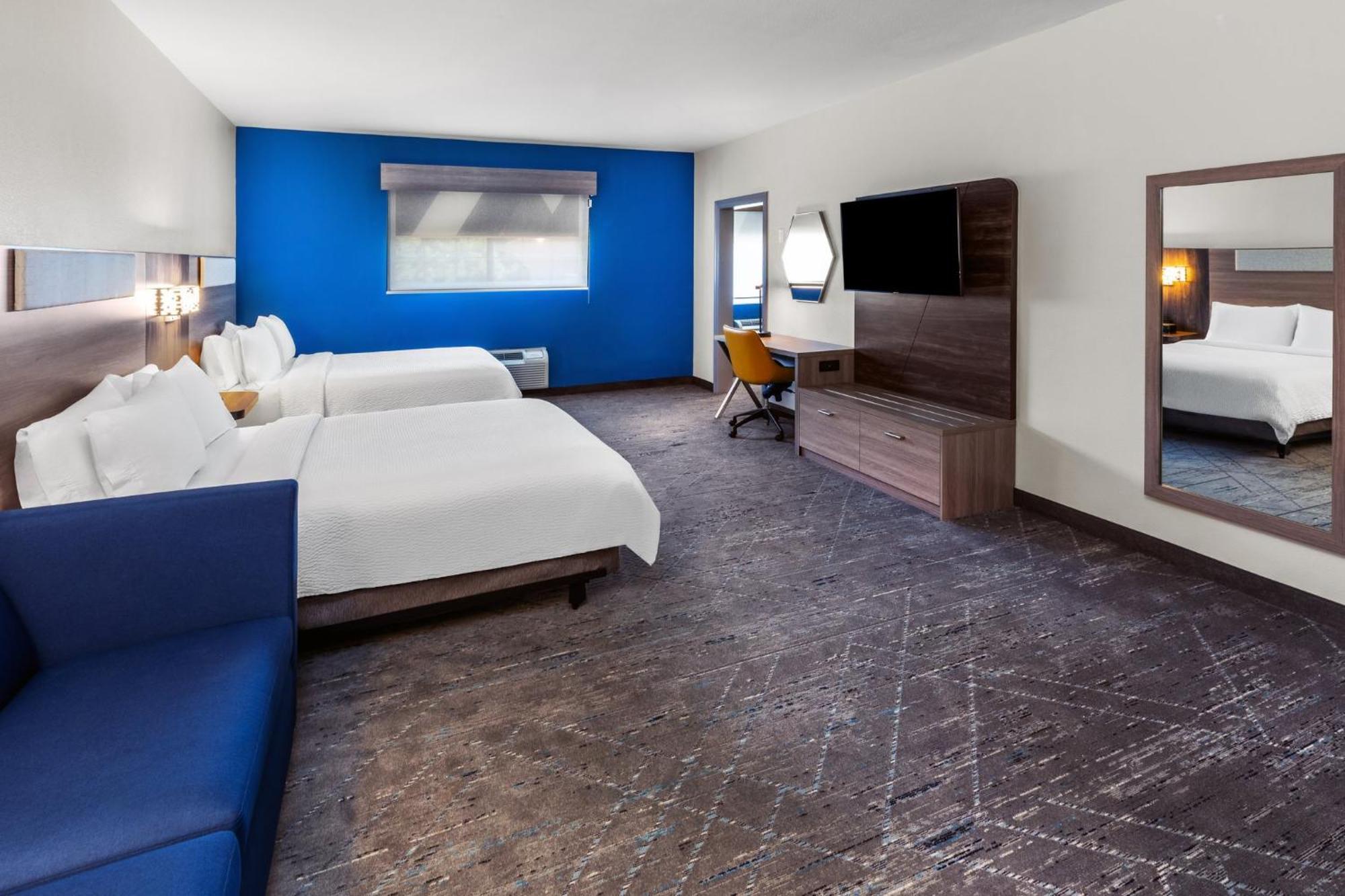 Holiday Inn Express Hotel & Suites Henderson - Traffic Star By Ihg Exterior photo
