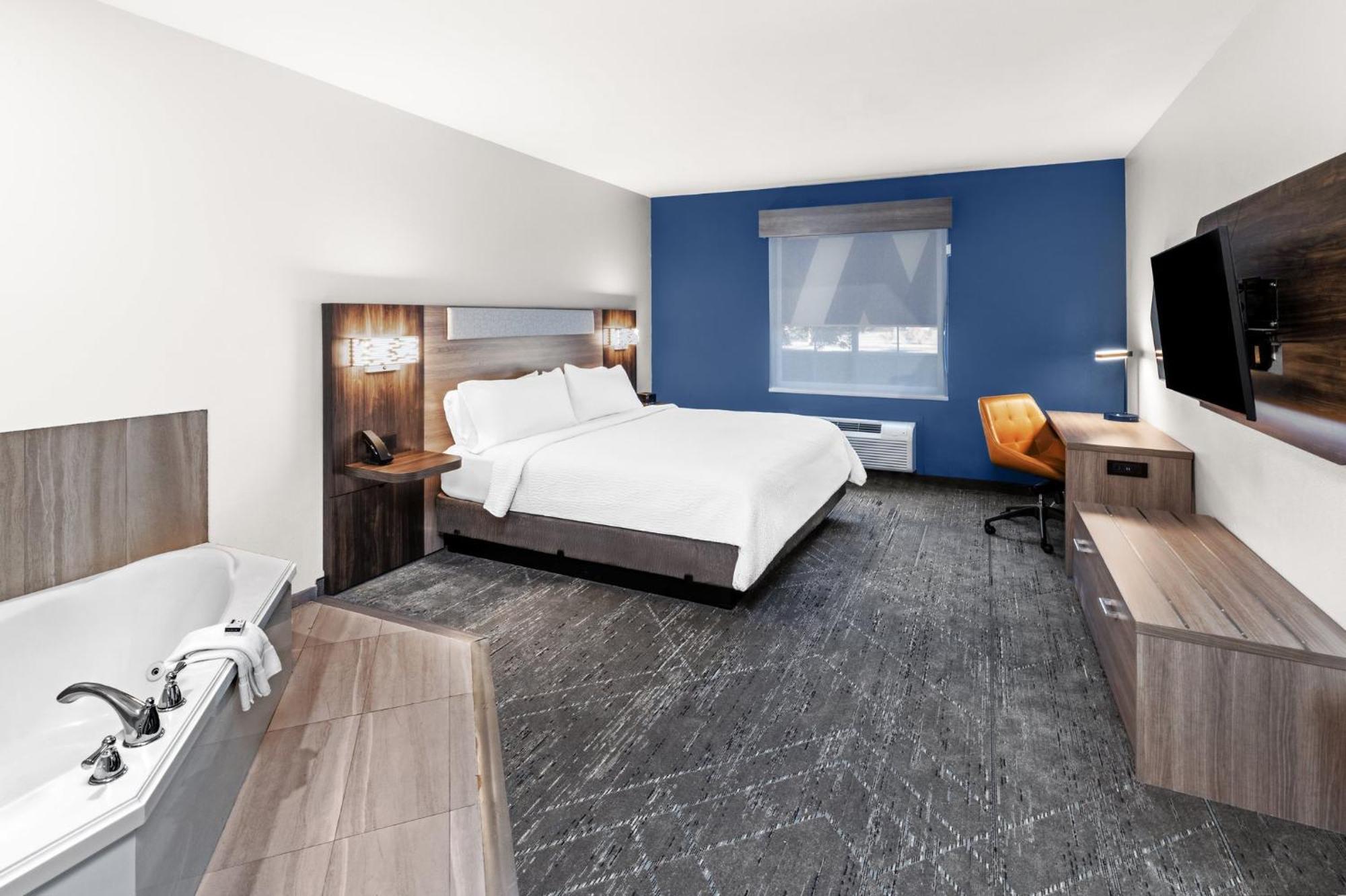 Holiday Inn Express Hotel & Suites Henderson - Traffic Star By Ihg Exterior photo