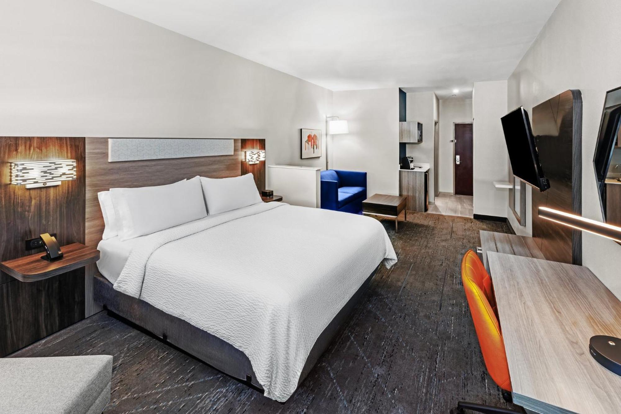 Holiday Inn Express Hotel & Suites Henderson - Traffic Star By Ihg Exterior photo